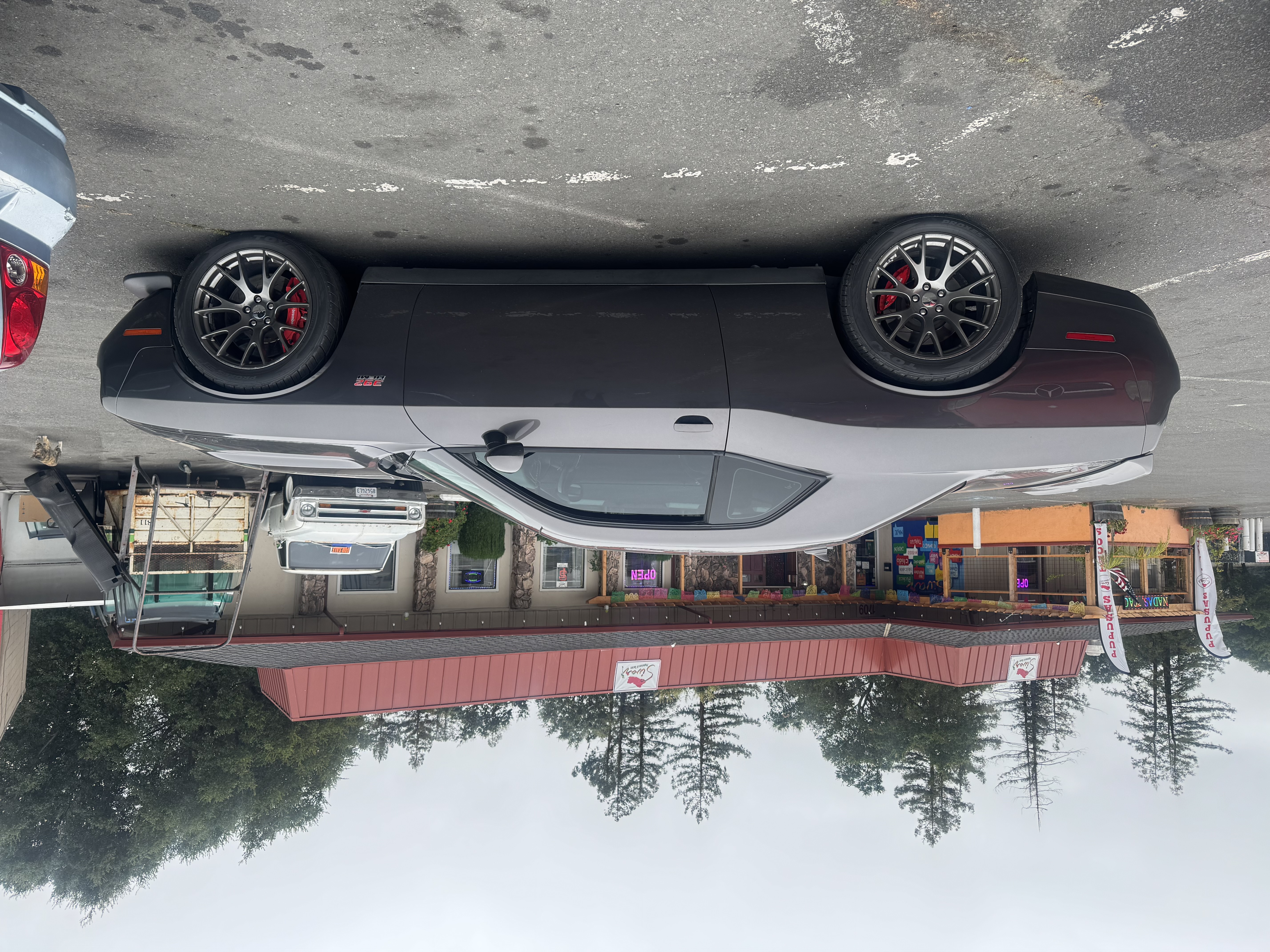 Used 2015 Dodge Challenger SRT w/ Technology Group RWD image 5