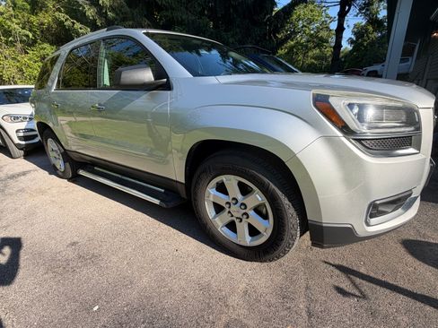 Used 2016 GMC Acadia SLE AWD/4WD image 10