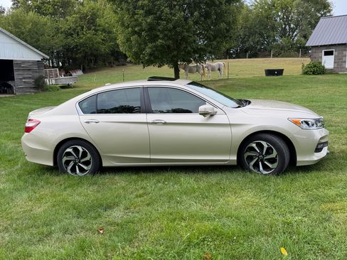 Used 2016 Honda Accord EX-L image 1