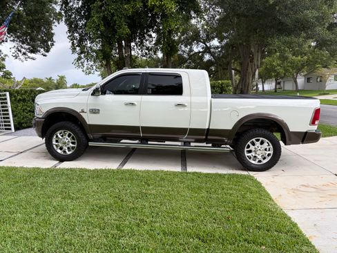 Used 2018 RAM 2500 Longhorn AWD/4WD image 5