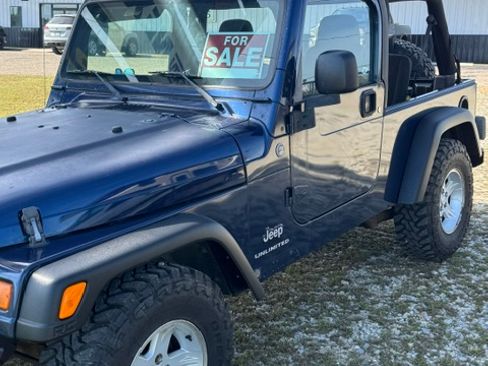 Used 2001 Jeep Wrangler Sahara image 4