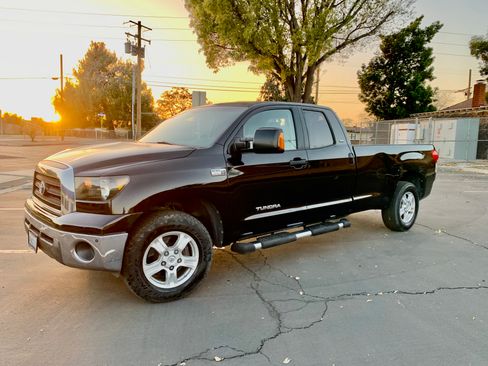 Used 2007 Toyota Tundra SR5 image 2