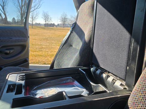 Used 2001 Dodge Ram 2500 Truck 4x4 Quad Cab image 13