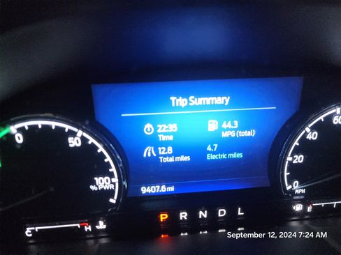 Used 2023 Ford Maverick Lariat w/ Lariat Luxury Package image 9