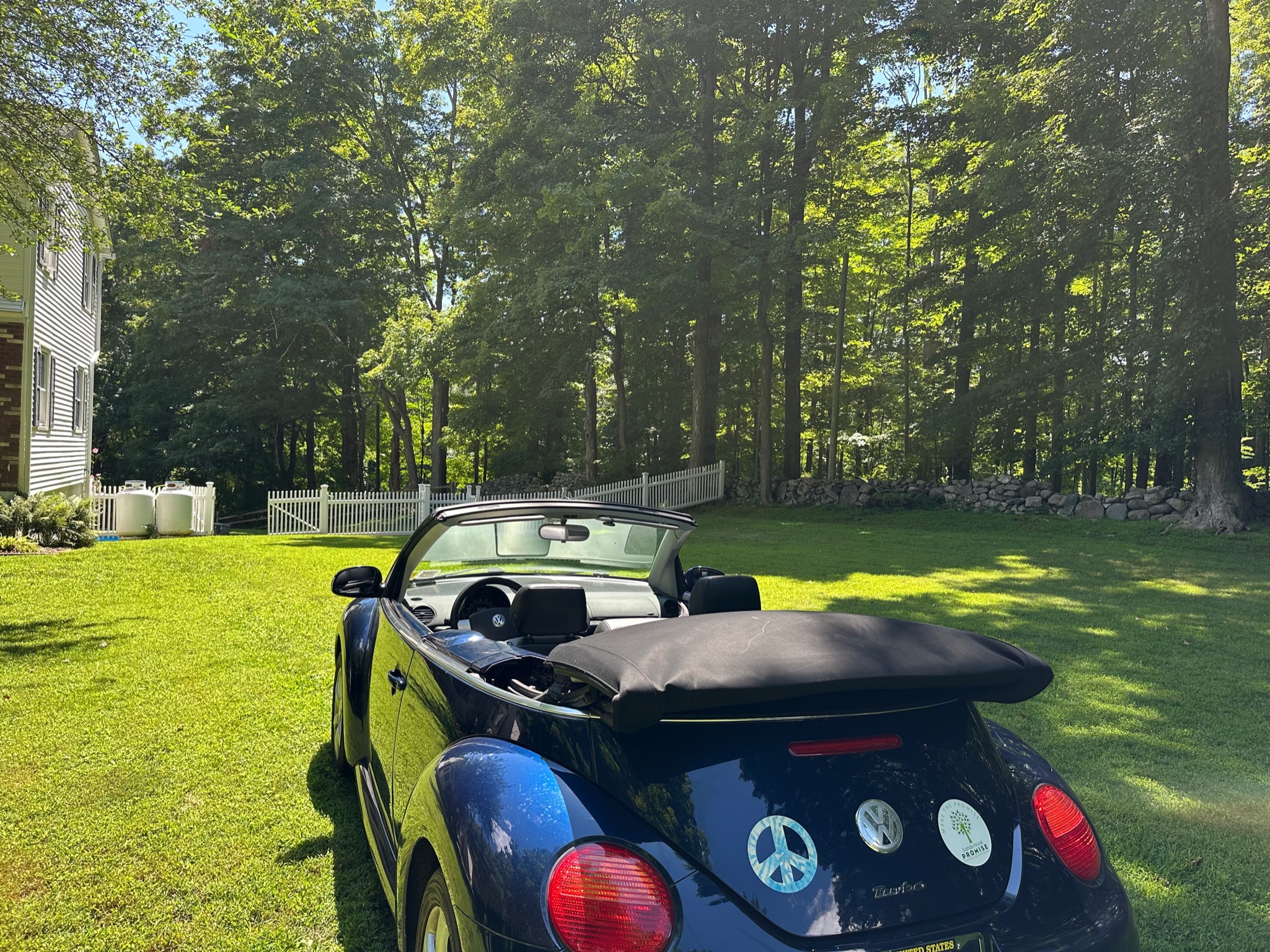 Used 2004 Volkswagen Beetle GLS FWD image 11