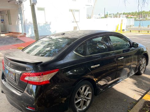Used 2015 Nissan Sentra SR FWD image 4