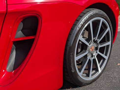 Used 2014 Porsche Boxster image 4