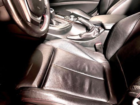 Used 2013 BMW 335i xDrive Sedan image 14