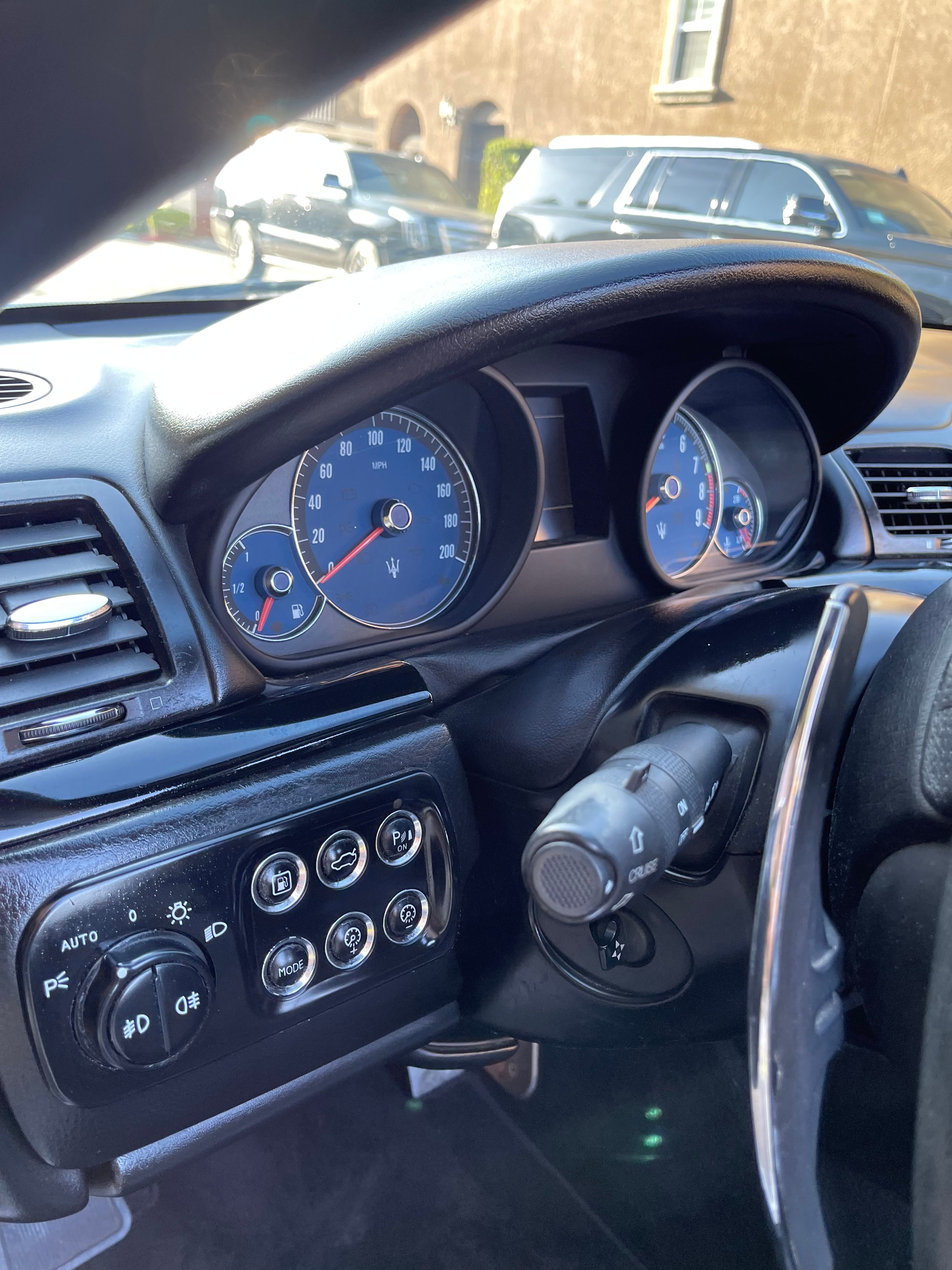 Used 2012 Maserati GranTurismo Convertible RWD image 25