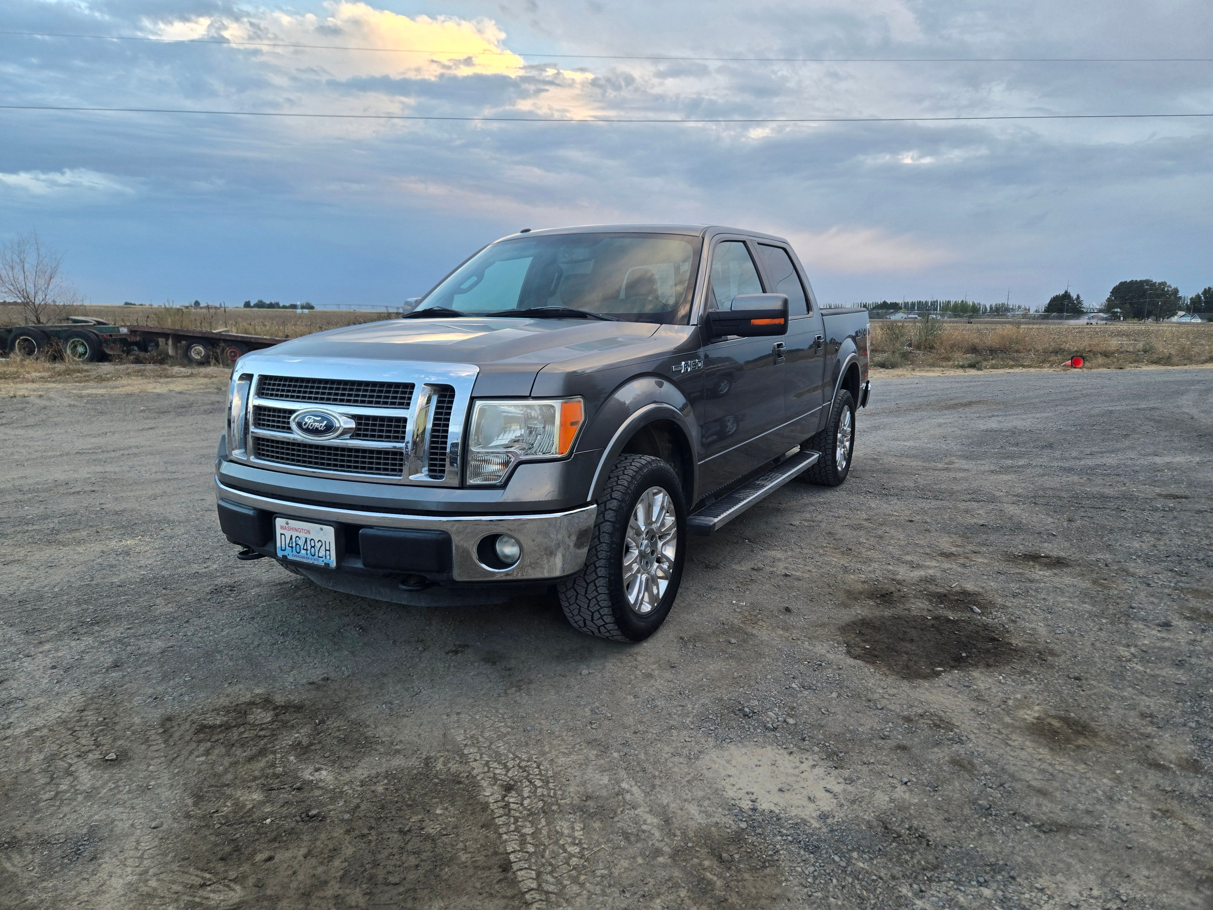Used 2011 Ford F150 Lariat w/ Lariat Plus Pkg AWD/4WD image 2