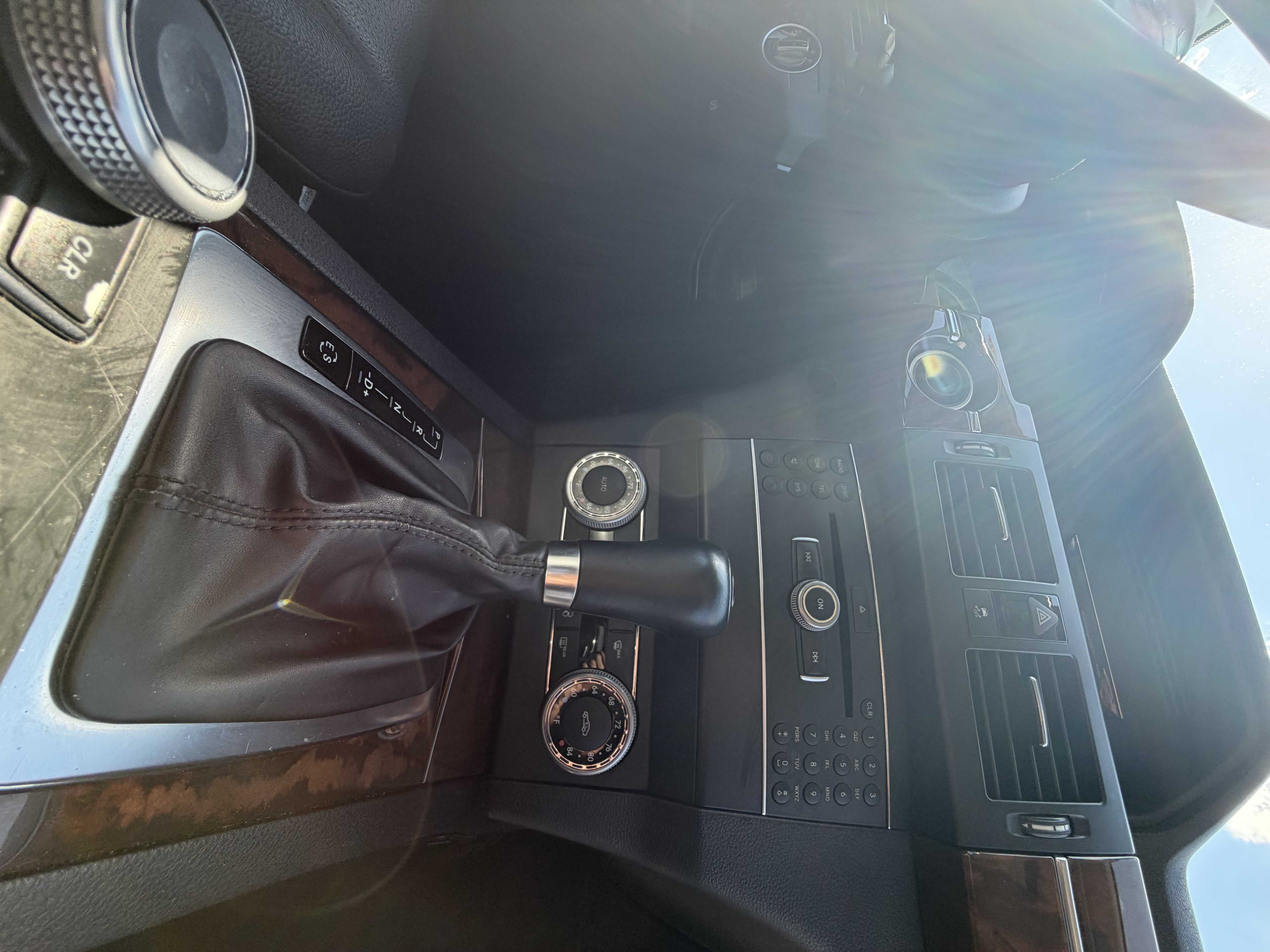 Used 2011 Mercedes-Benz GLK 350 2WD image 14