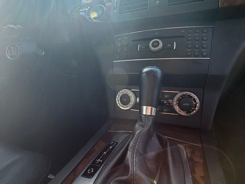 Used 2011 Mercedes-Benz GLK 350 2WD image 14
