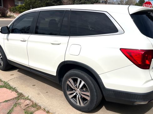 Used 2018 Honda Pilot EX image 4