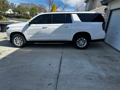 Used 2025 Chevrolet Suburban LT w/ Sun And Tow Package