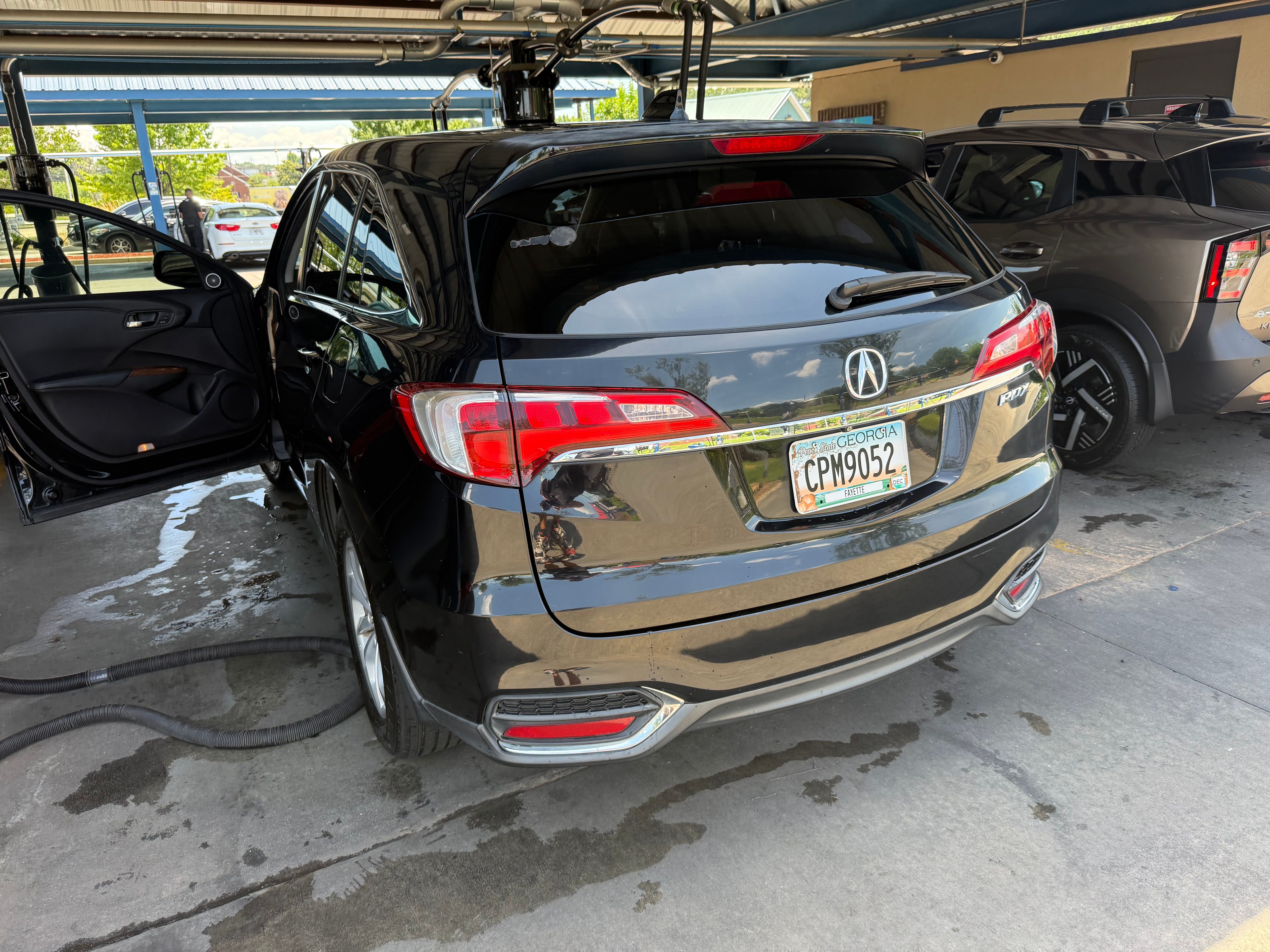 Used 2017 Acura RDX FWD image 2
