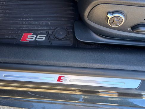 Used 2018 Audi S5 Premium Plus w/ Navigation Package image 10