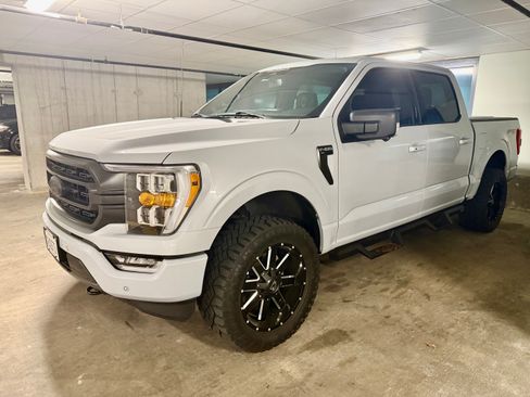 Used 2022 Ford F150 XLT w/ Equipment Group 302A High image 4