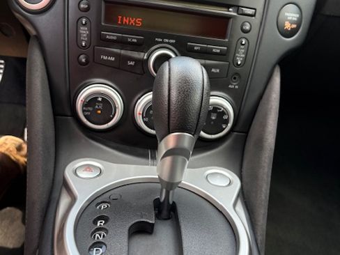 Used 2012 Nissan 370Z Touring image 10