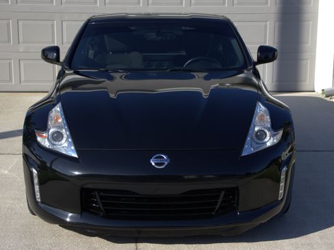 Used 2014 Nissan 370Z Coupe w/ Sport Package RWD image 13