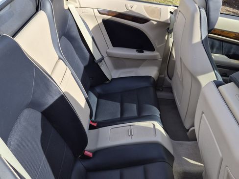 Used 2014 Mercedes-Benz E 550 Cabriolet image 12