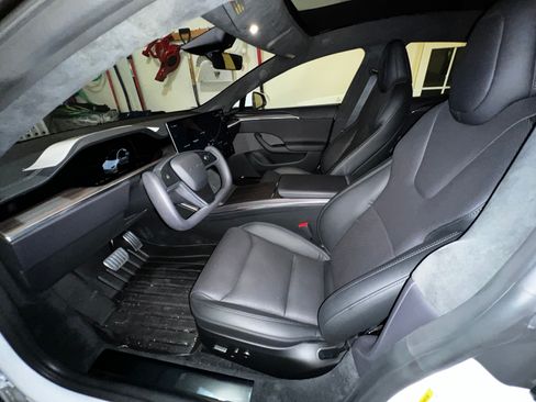 Used 2022 Tesla Model S Standard Range AWD/4WD image 8