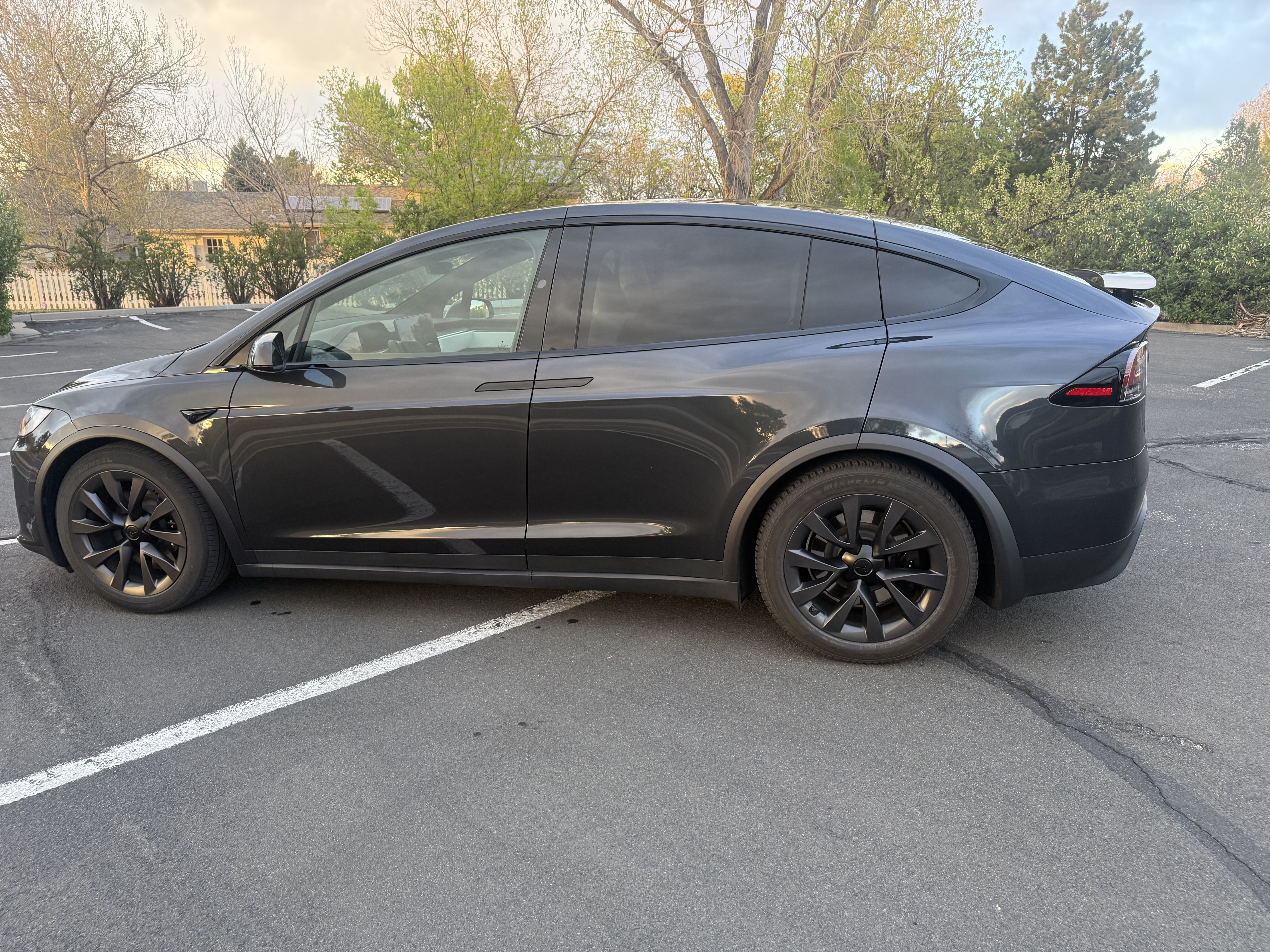 Used 2024 Tesla Model X AWD/4WD image 18