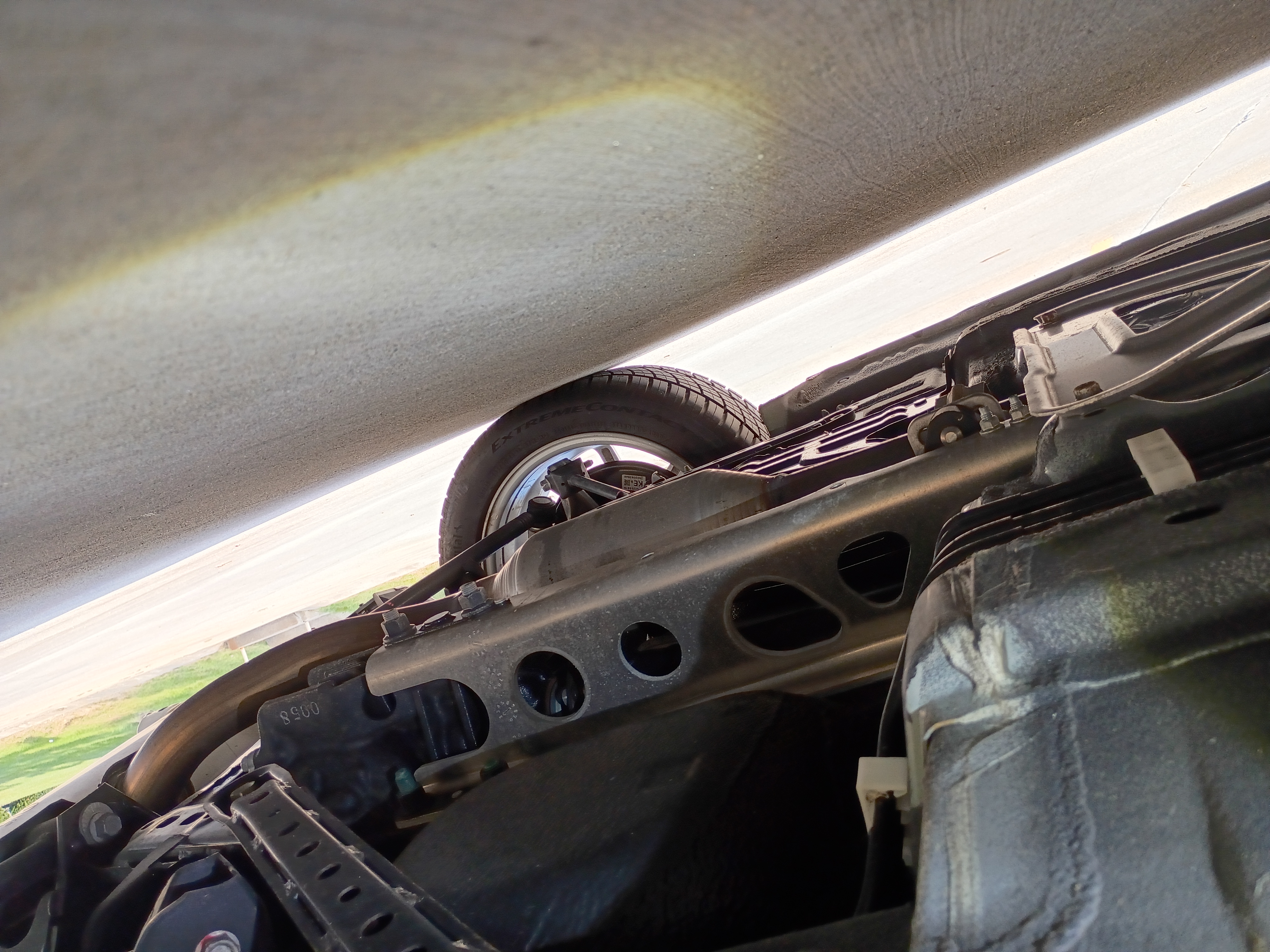 Used 2010 MAZDA MX-5 Miata Sport RWD image 19