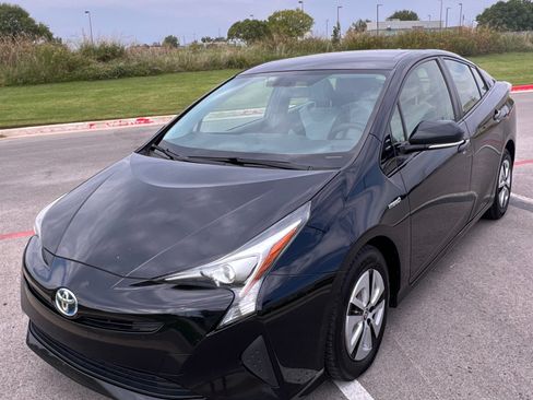 Used 2016 Toyota Prius Three FWD image 1