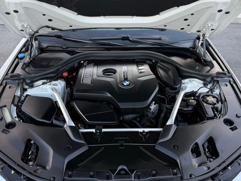 Used 2019 BMW 530i w/ Convenience Package image 24
