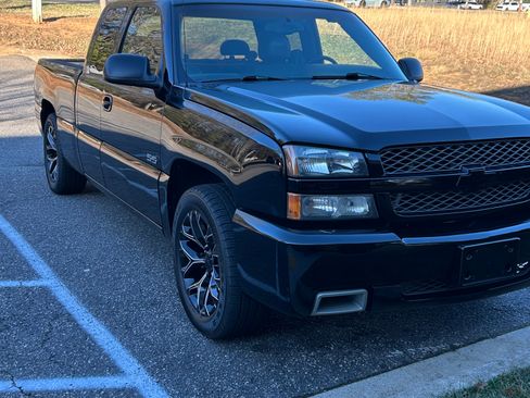 Used 2003 Chevrolet Silverado 1500 SS image 4