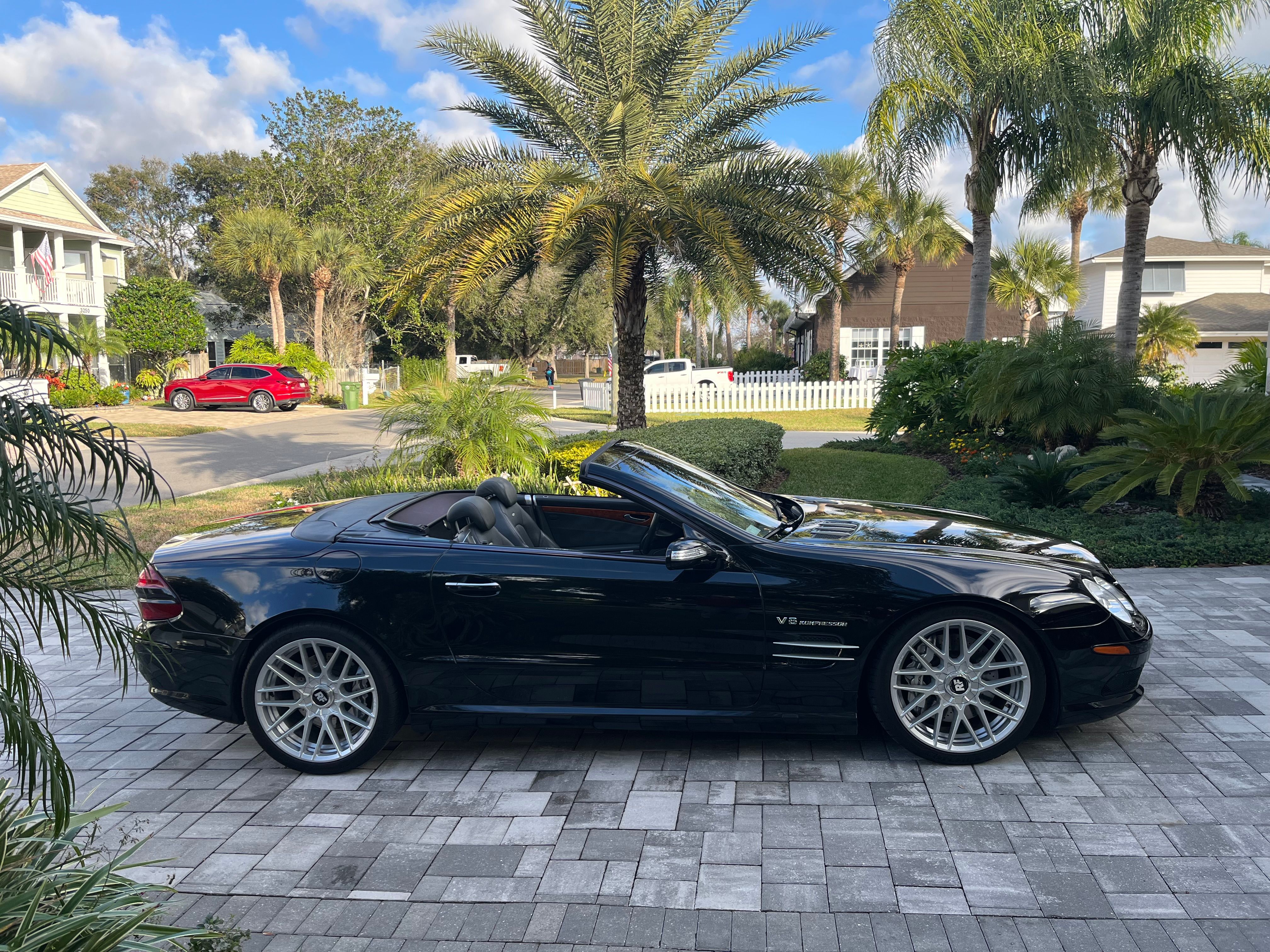 Used 2004 Mercedes-Benz SL 55 AMG image 1