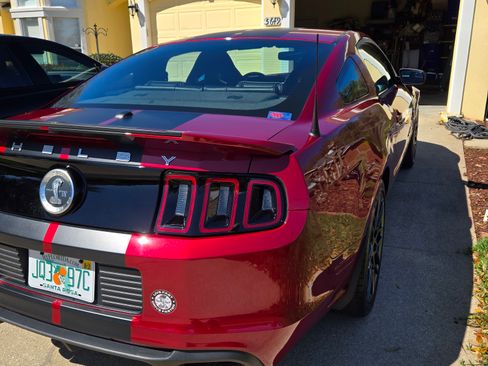 Used 2014 Ford Mustang Shelby GT500 w/ Equipment Group 821A image 5