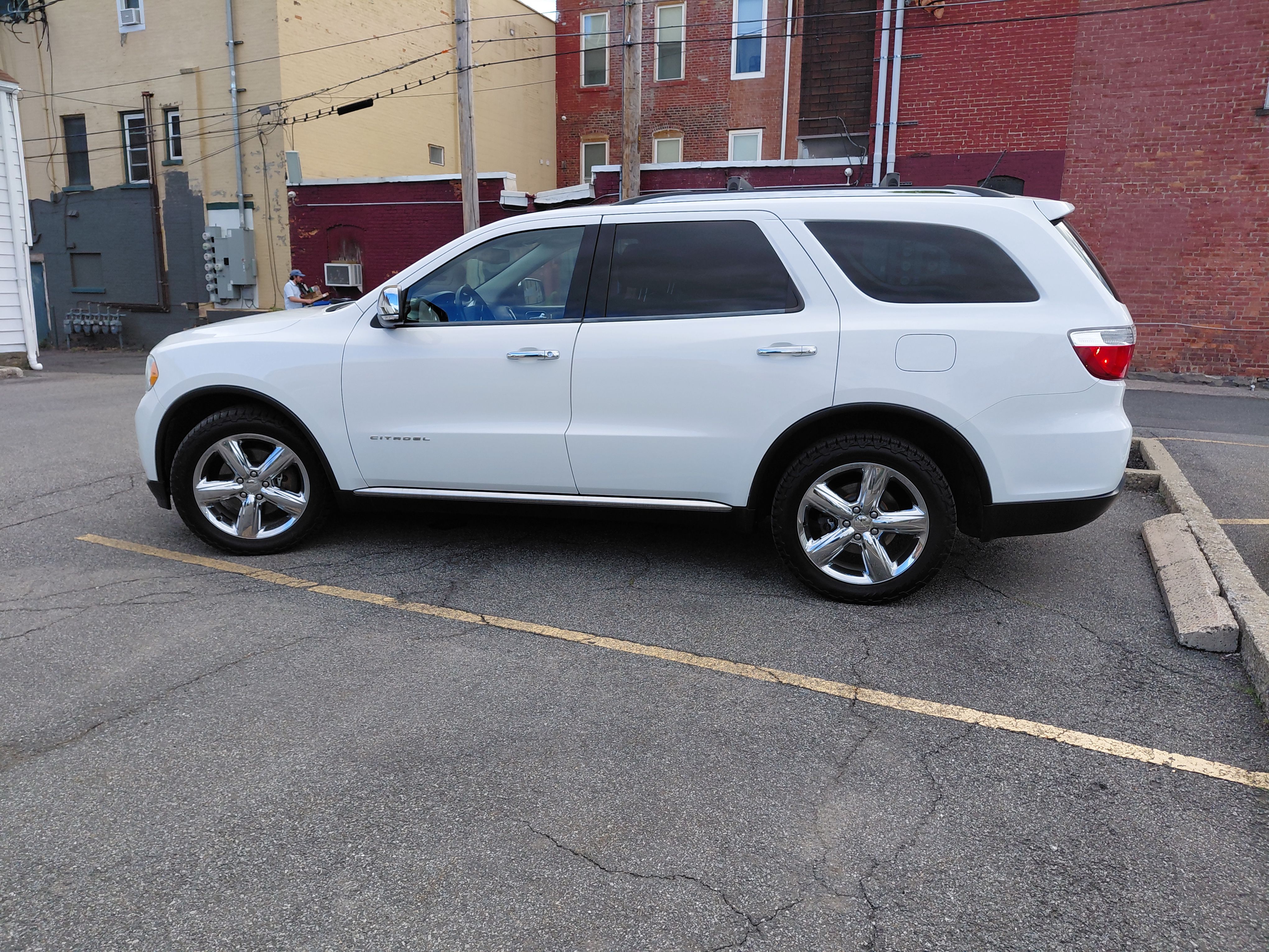 Used 2013 Dodge Durango Citadel w/ Technology Group AWD/4WD image 8