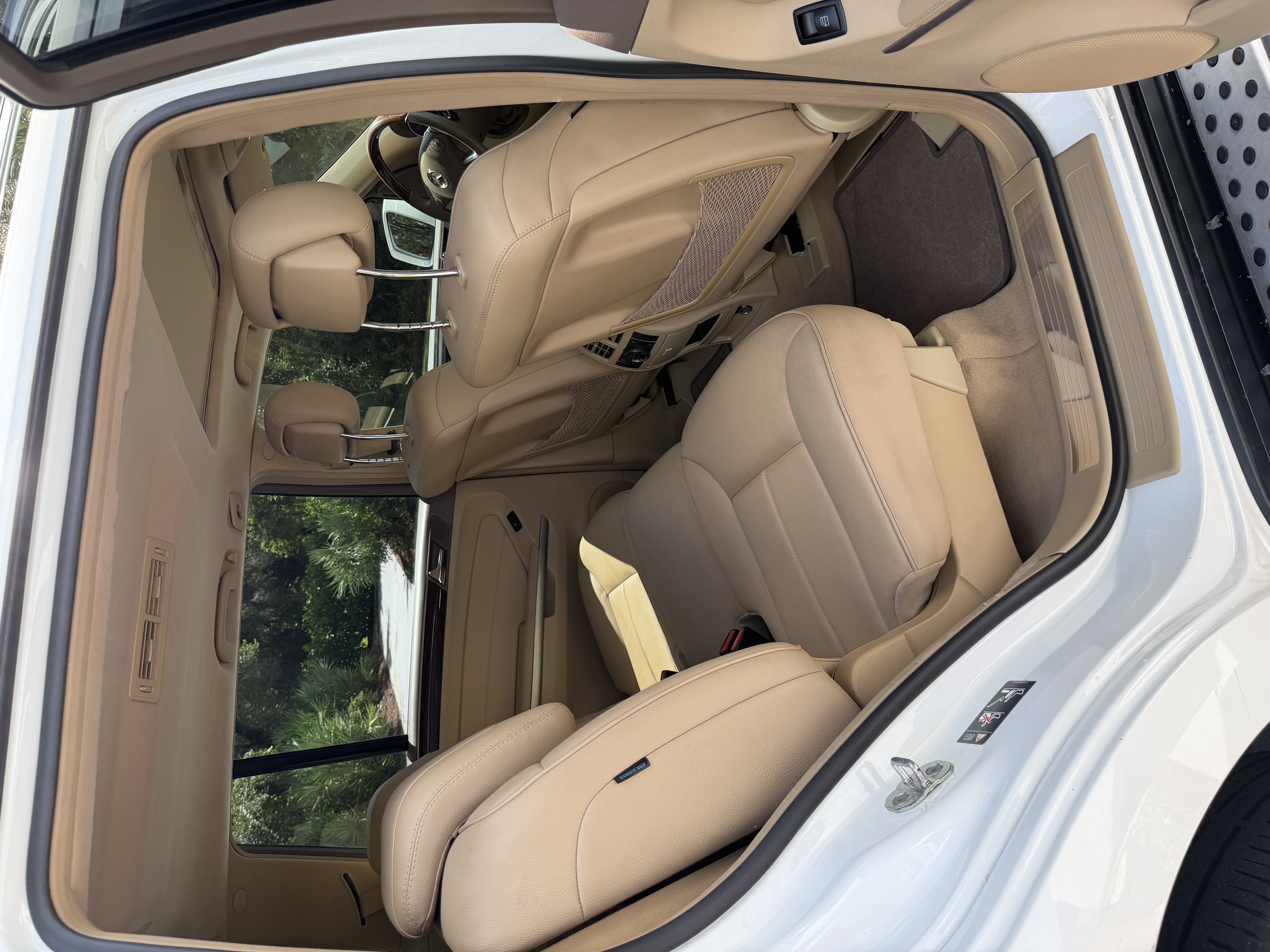 Used 2011 Mercedes-Benz GL 450 4MATIC w/ Premium 2 Pkg image 13