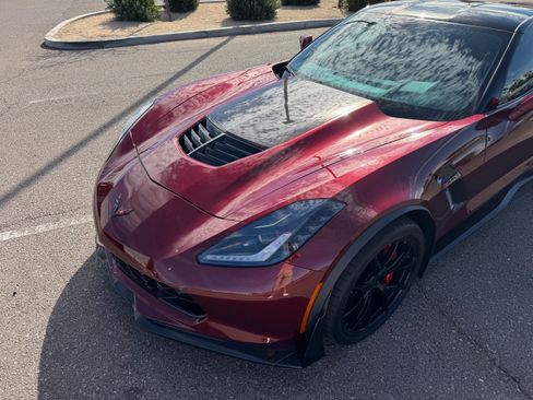 Used 2016 Chevrolet Corvette Z06 w/ 3LZ Preferred Equipment Group image 10