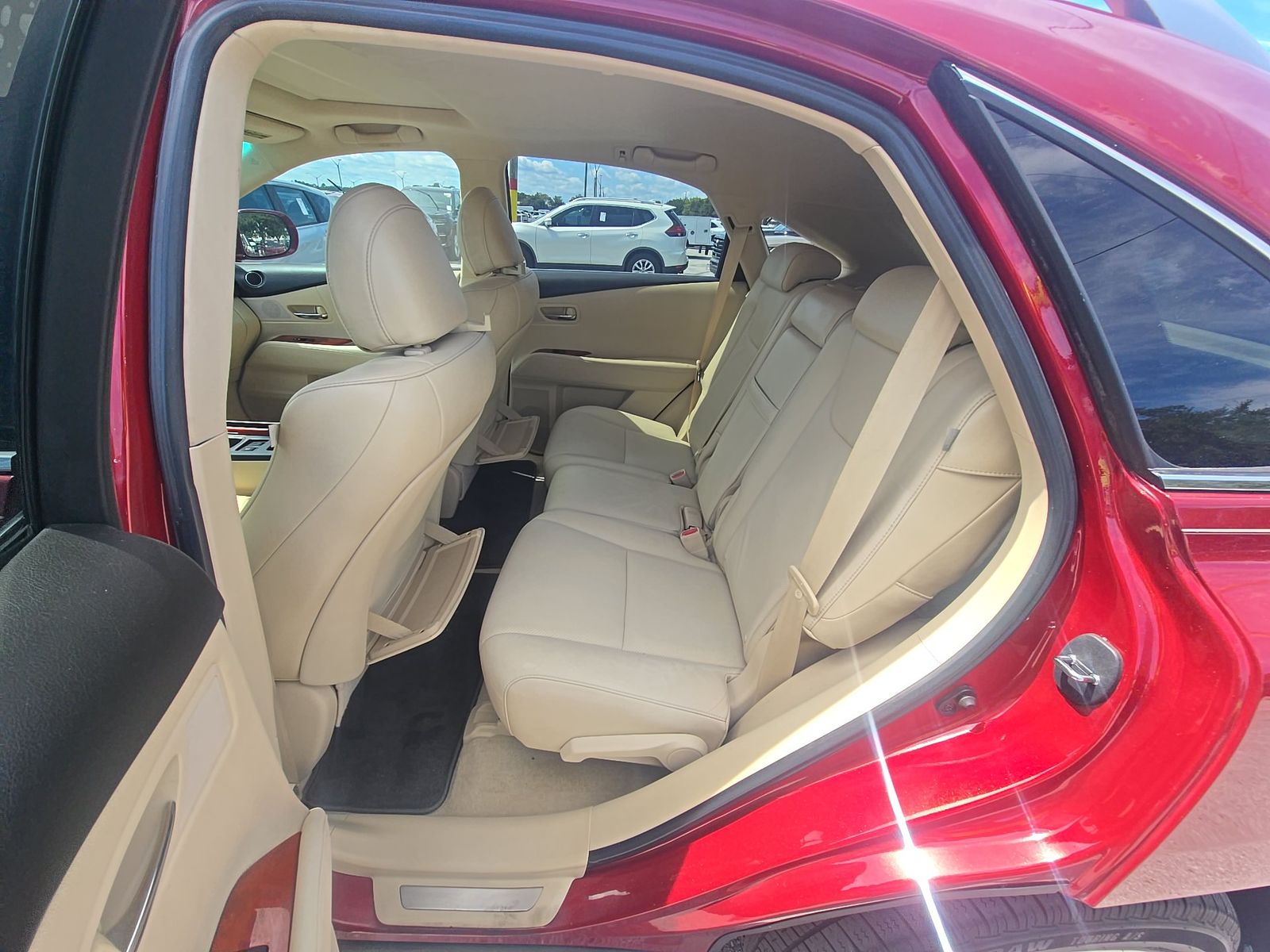 Used 2010 Lexus RX 350 2WD w/ Premium Pkg image 4
