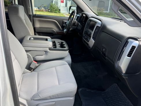 Used 2016 GMC Sierra 1500 SLE w/ SLE Value Package AWD/4WD image 14