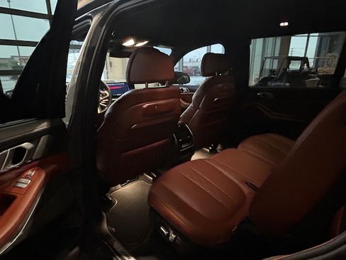 Used 2024 BMW X7 M60i w/ Executive Package image 6