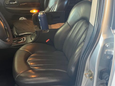 Used 2000 Chrysler 300M image 13