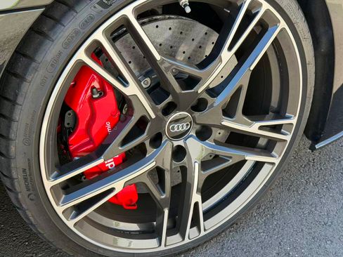 Used 2020 Audi R8 V10 performance image 13