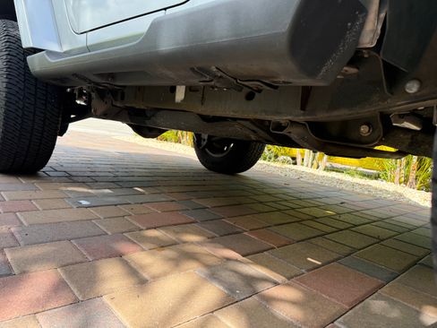 Used 2012 Jeep Wrangler Sahara image 11