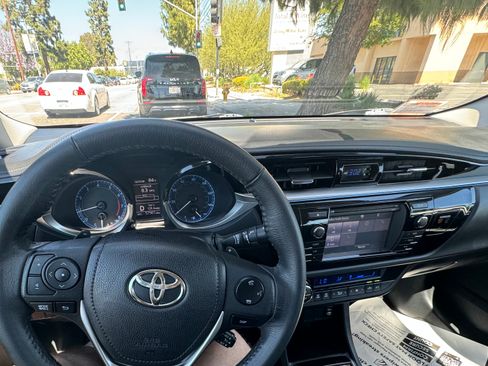Used 2016 Toyota Corolla S FWD image 6