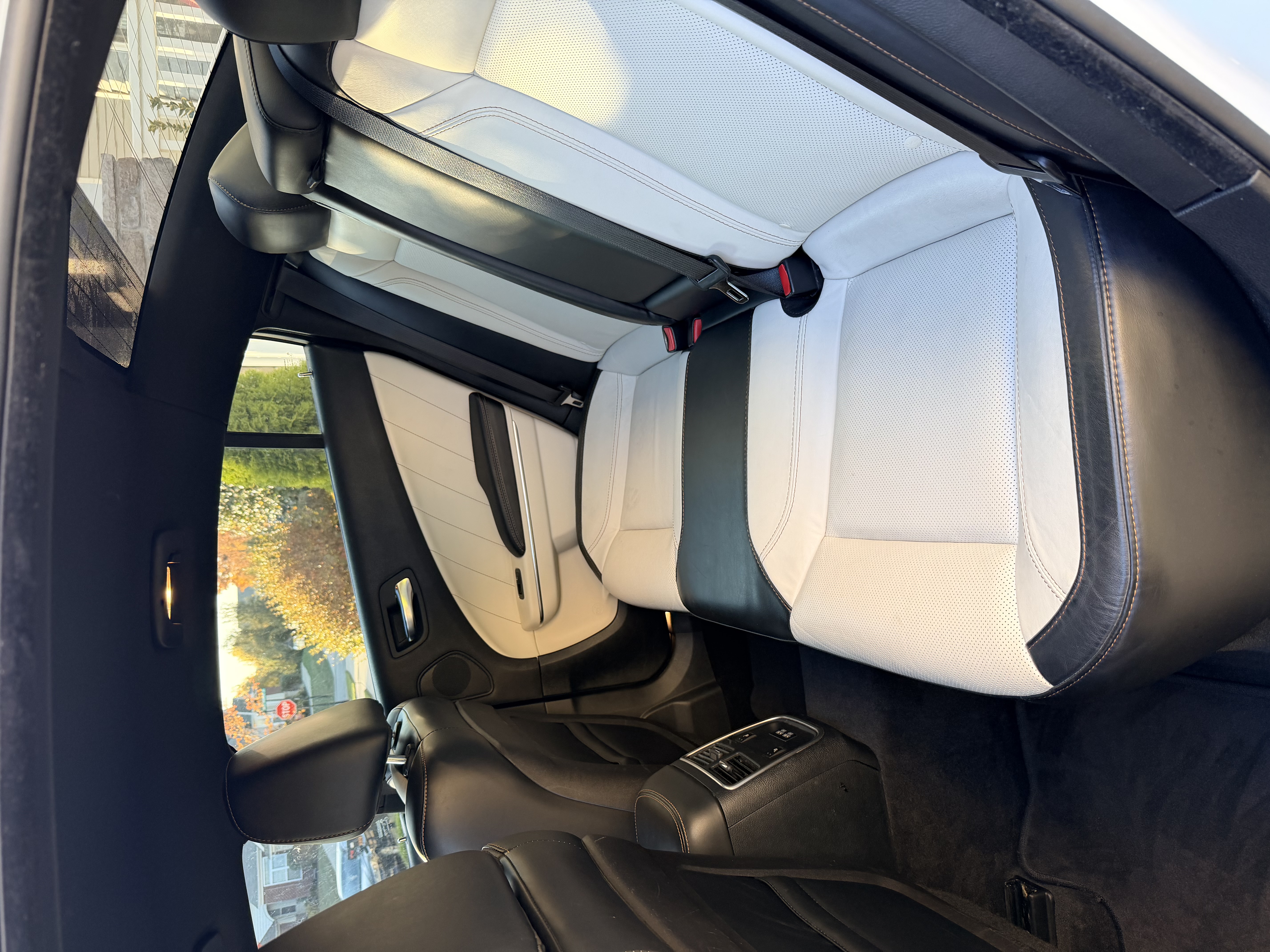 Used 2015 Dodge Charger SXT w/ AWD Plus Group image 9