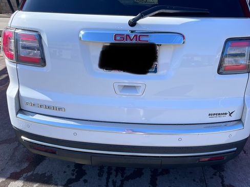 Used 2016 GMC Acadia SLE image 2