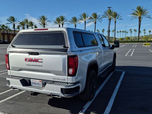 Used 2021 GMC Sierra 1500 Elevation w/ Preferred Package image 12
