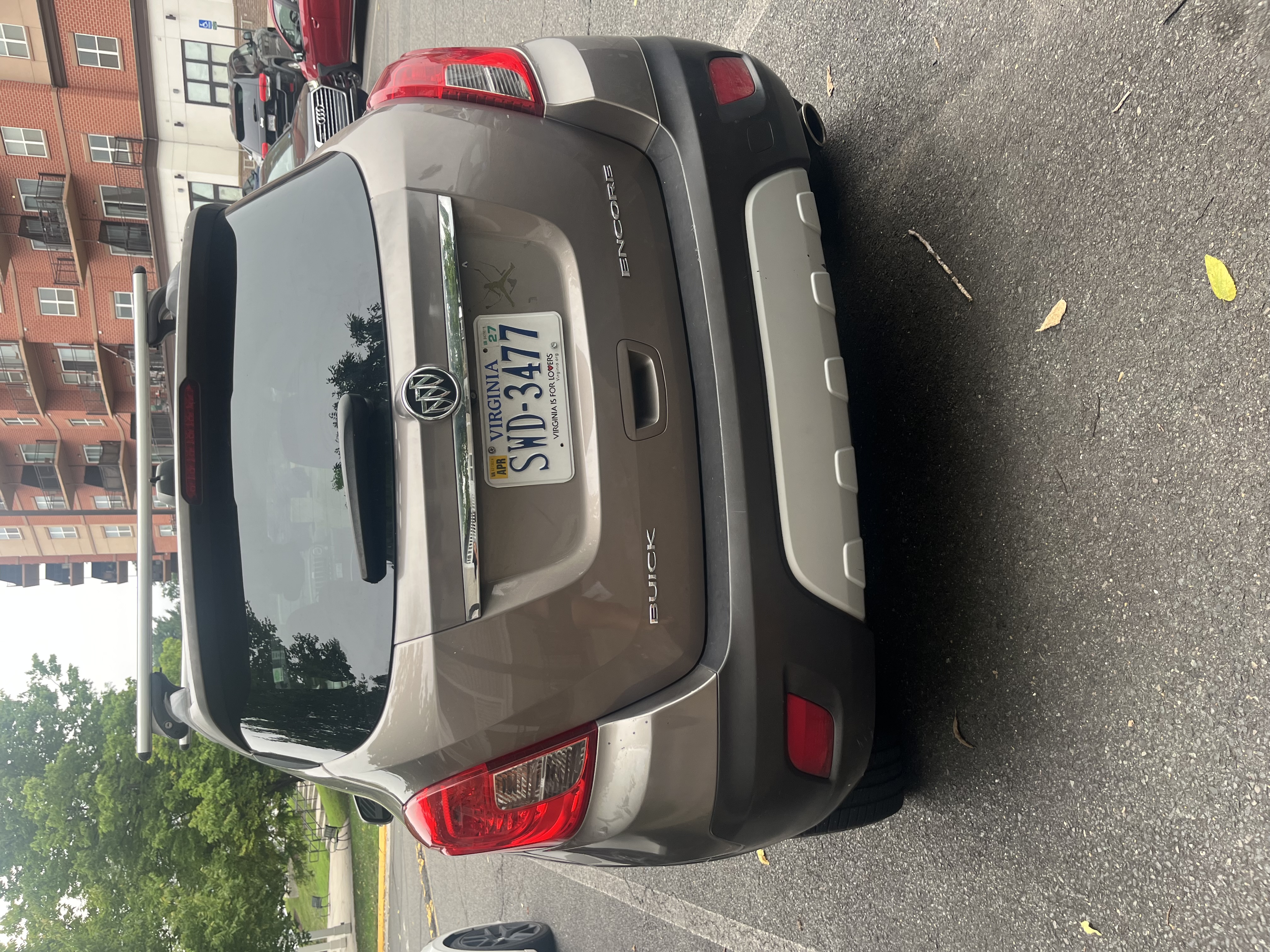 Used 2015 Buick Encore Convenience FWD image 5