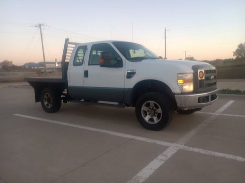 Used 2008 Ford F350 XLT image 16