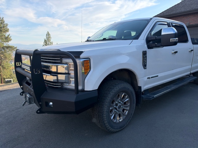 Used 2018 Ford F250 Lariat w/ Lariat Ultimate Package AWD/4WD image 6