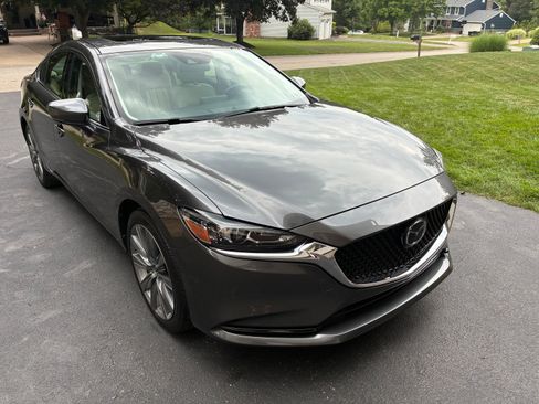 Used 2019 MAZDA MAZDA6 Touring FWD image 2