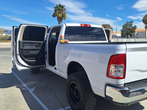 Used 2020 RAM 2500 Tradesman w/ Chrome Appearance Group image 17